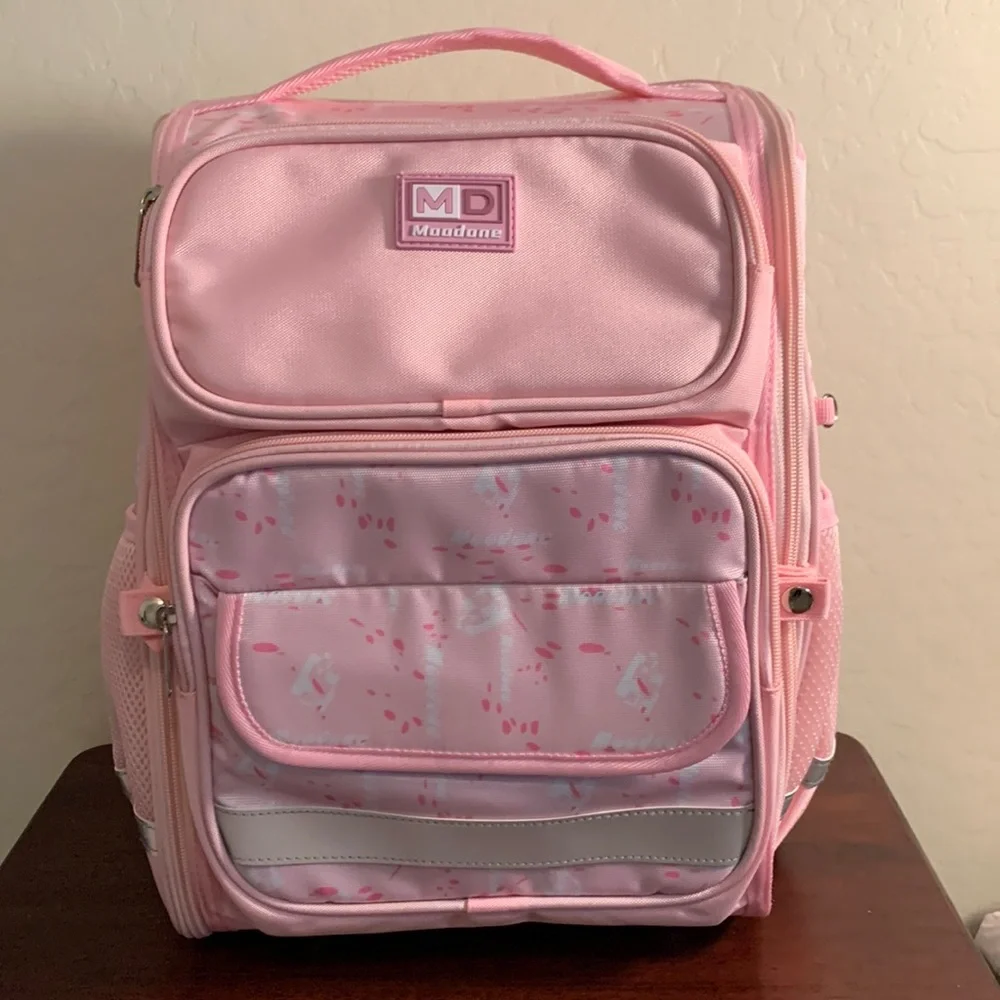 MOODONE BRAND NEW WITH TAG DURABLE BACKPACK